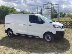 PEUGEOT EXPERT elektrisch 100 kW korte wielbasis